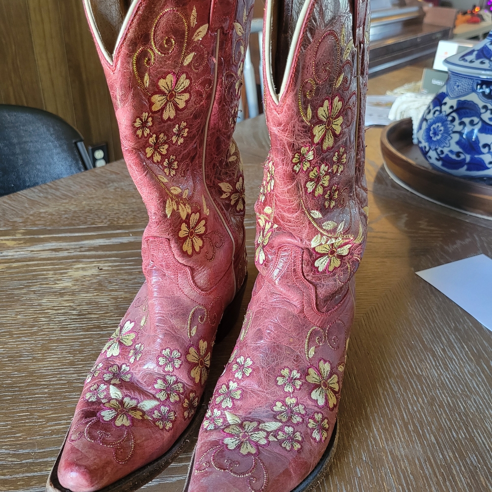 Shyanne Rose Heeled Boots with Floral Design